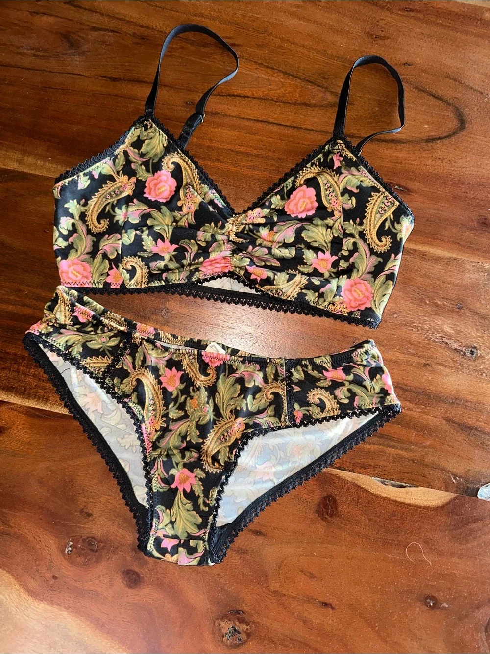 Etinee Floral Paisley Lace-Trim Bralette & Bikini Set - Black with Pink Floral